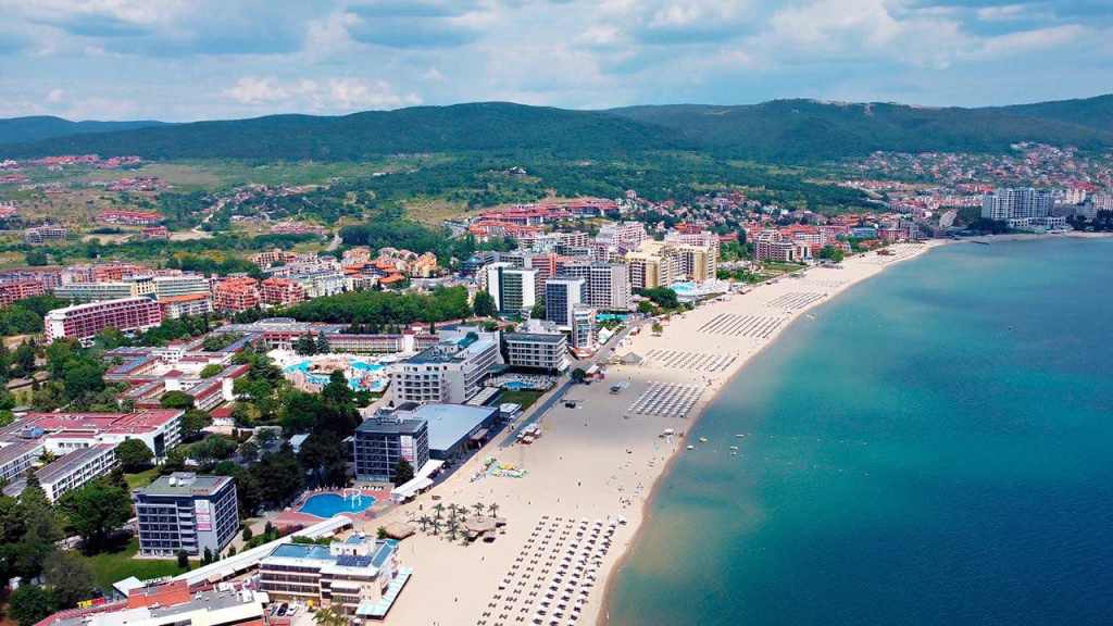 sunny-beach.jpg